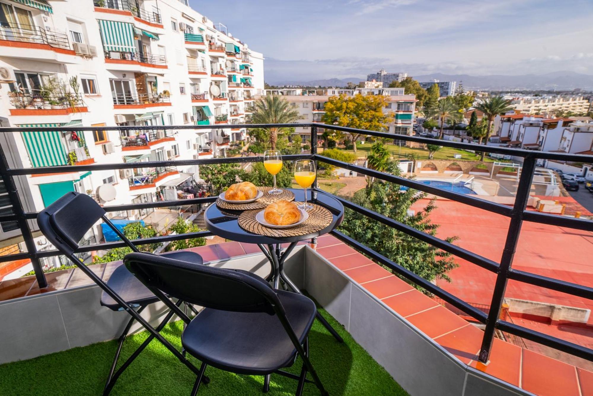 Oasis En Playamar Con Piscina Διαμέρισμα Τορρεμολίνος Εξωτερικό φωτογραφία